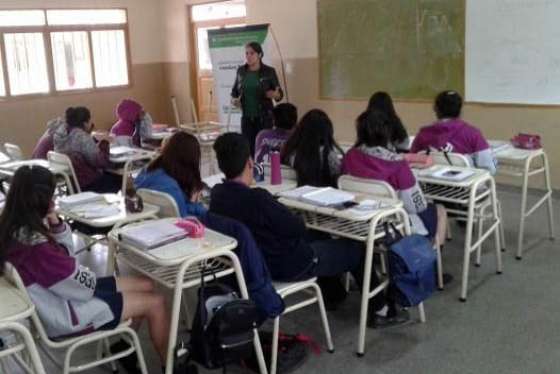 Clases de apoyo escolar para alumnos de nivel secundario
